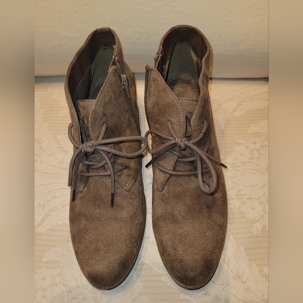 Yuu Ankle Boots - Size 8-1/2 M
